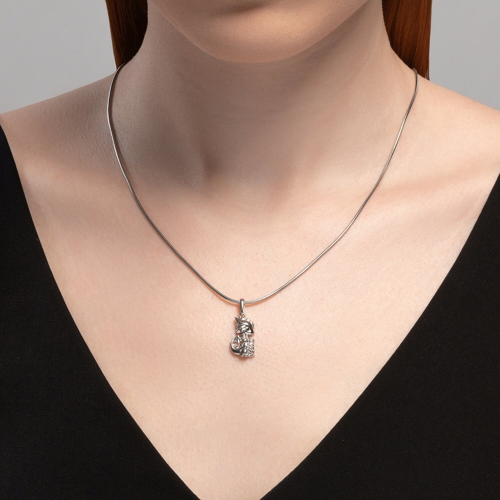 Prívesok zo striebra s kameňmi FIANIT, ENAMEL- ČIERNY