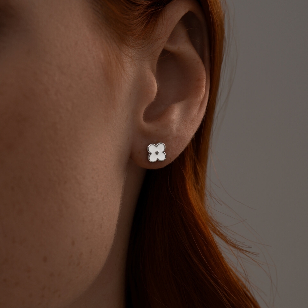 Náušnice zo striebra s kameňmi ENAMEL- BIELY