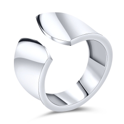 Prsteň zo striebra bez kameňov